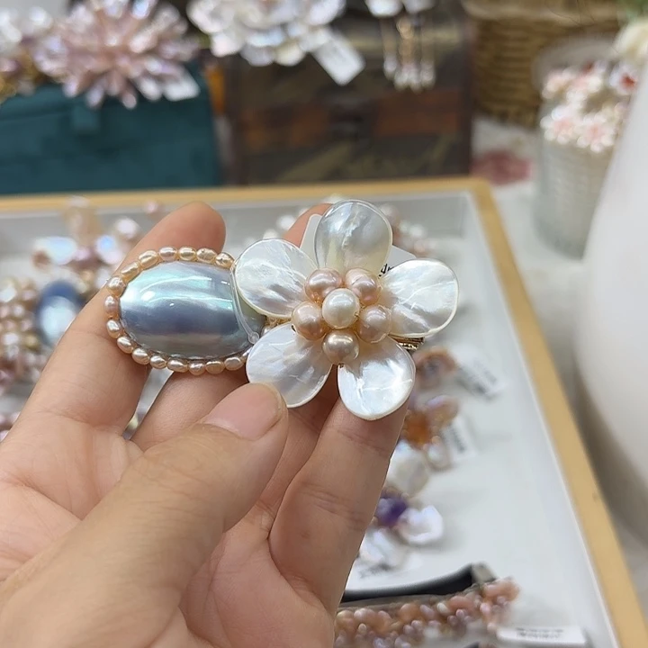 桃***兮未镶嵌淡水珍珠发饰