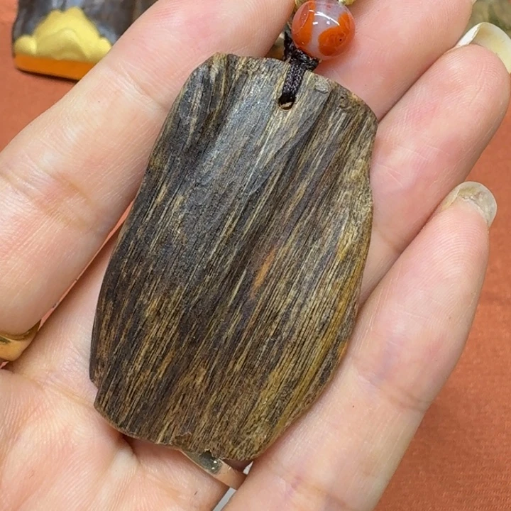 大叶紫檀（黑酸枝木类）