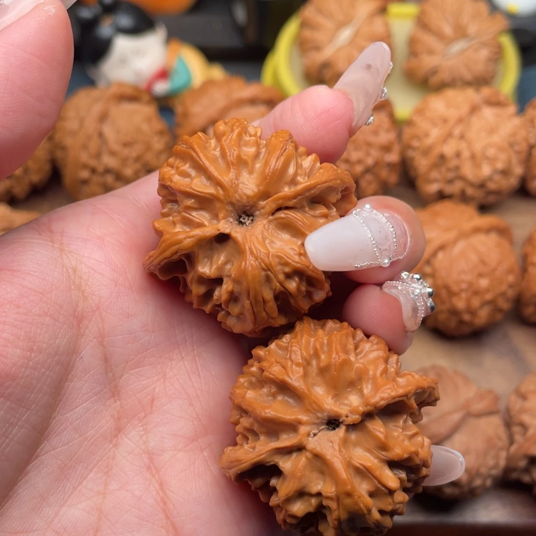 把件文玩核桃全品，红皮苹果园39，十字底