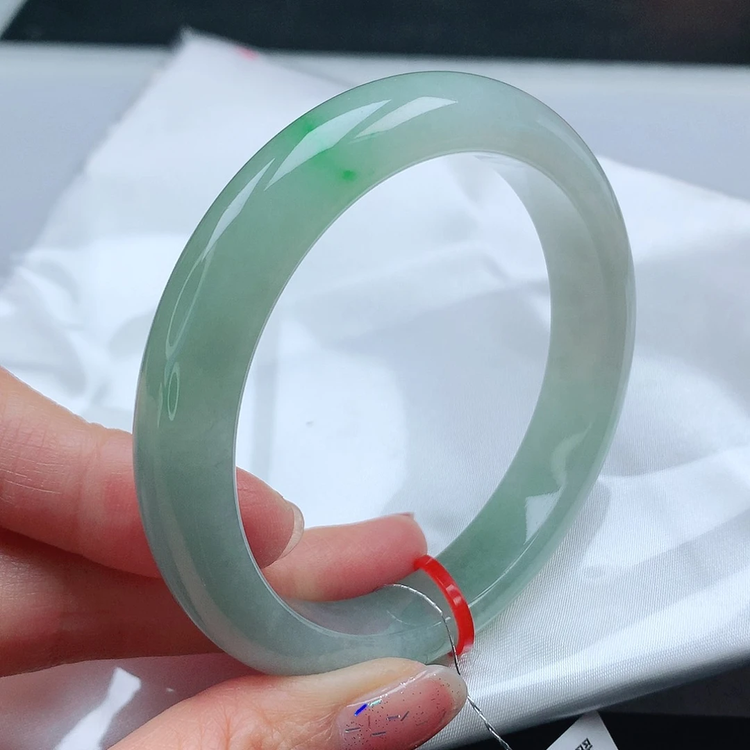 翡翠手镯未镶嵌58➕圈