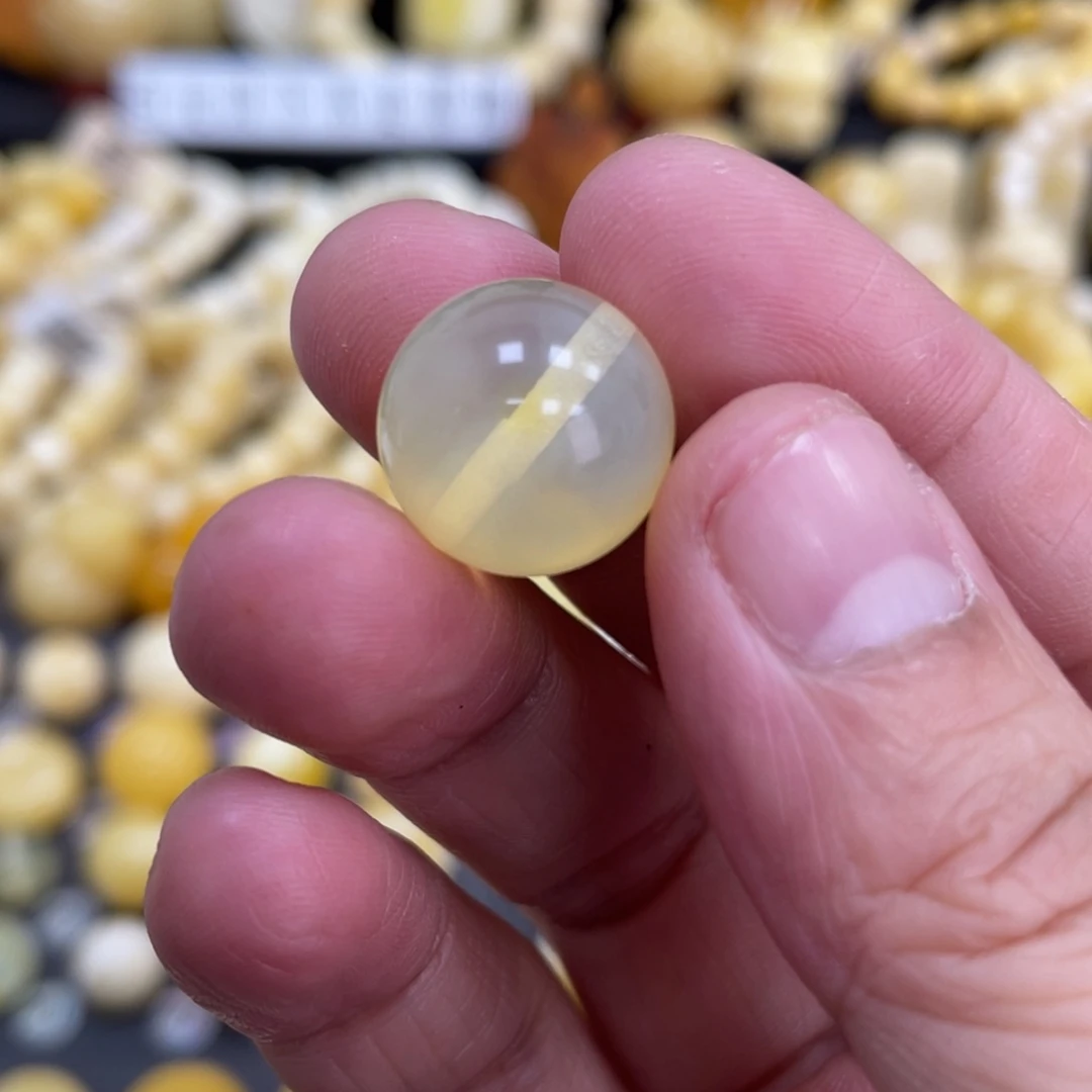 琥珀珠宝奇石未镶嵌15mm特色荧光