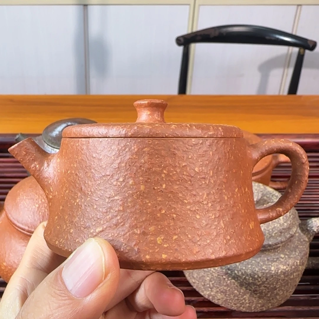 六***九紫砂茶壶八目红降云柱130cc