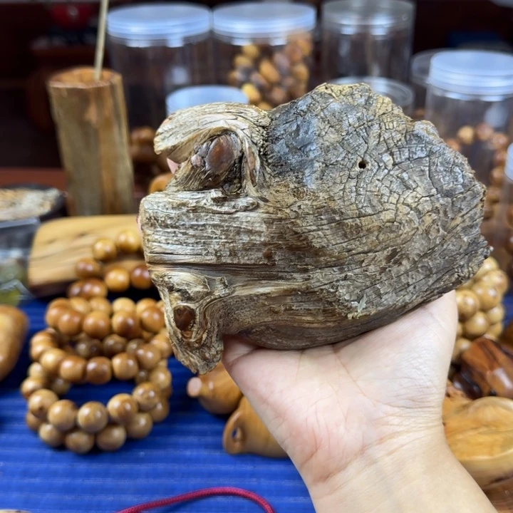 辰***乐柏木（崖柏）北太行崖柏陈化茬头