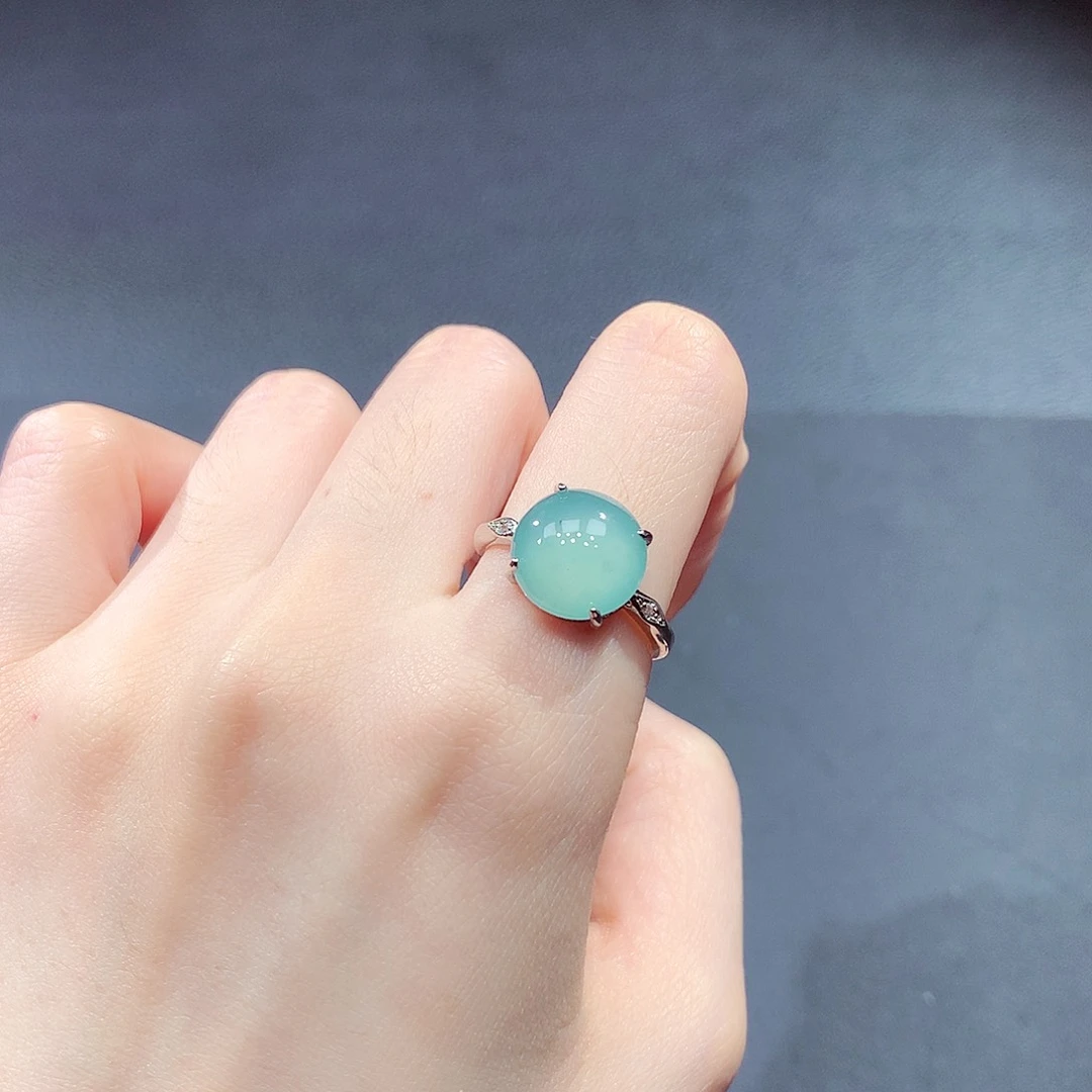 翡翠戒指未镶嵌翡翠