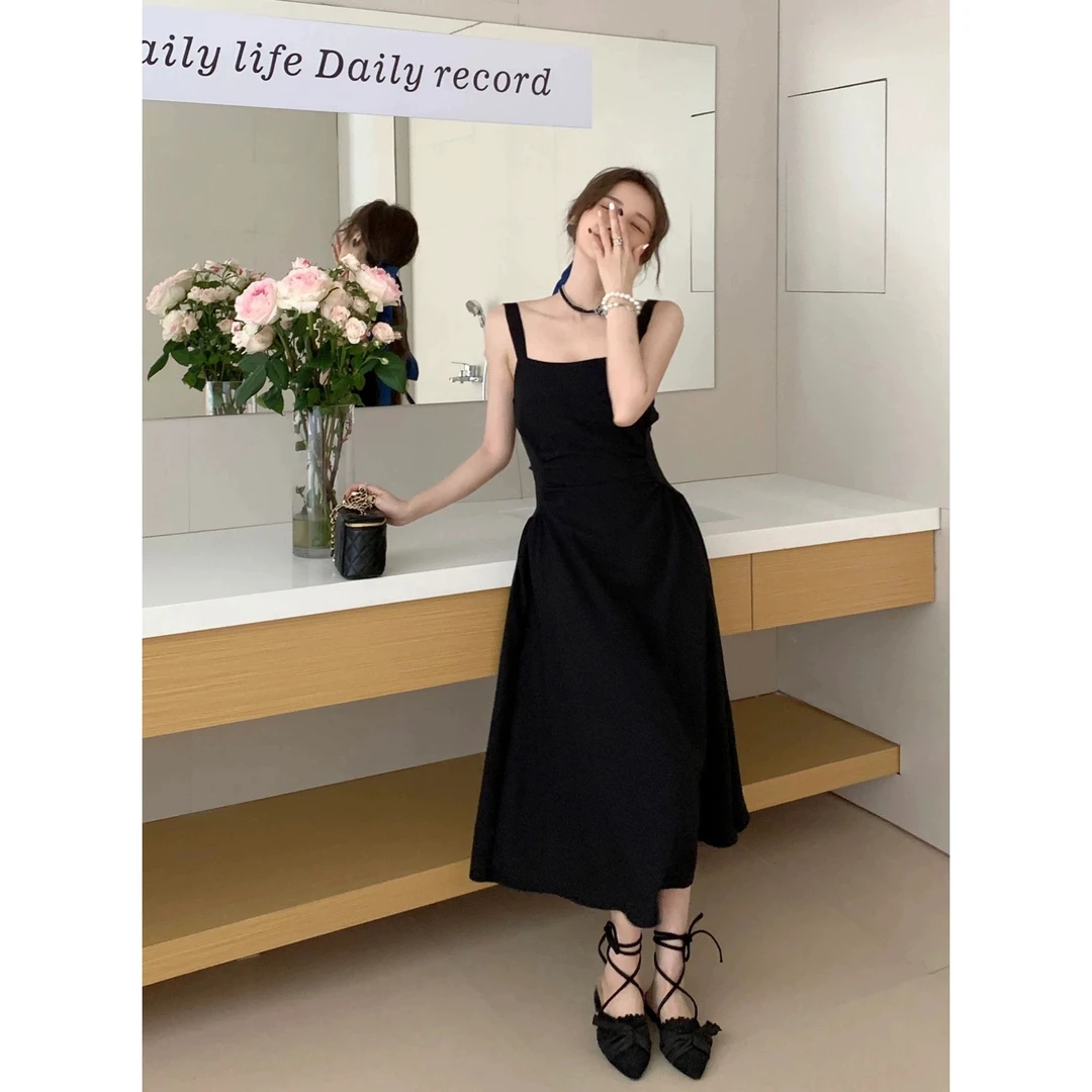 法式白色吊带连衣裙女夏季2025新款收腰裙子领证长裙