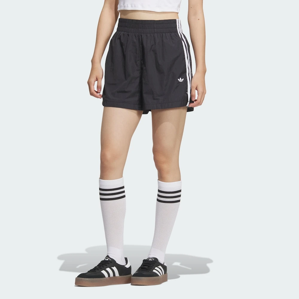 adidas 三叶草新款休闲时尚运动百搭舒适宽松显瘦短裤KF0319