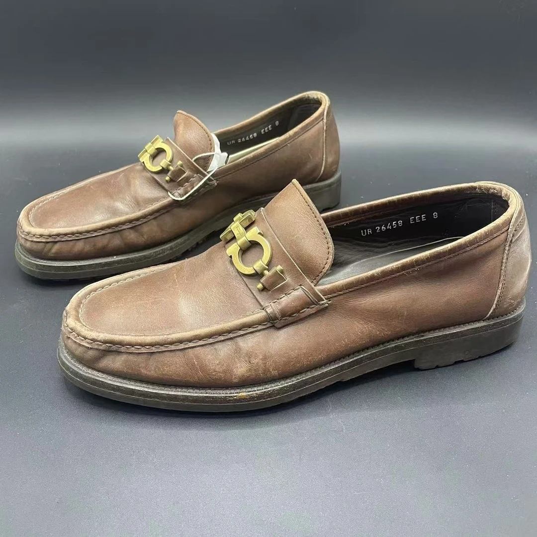 95新 FERRAGAMO/菲拉格慕 【聚星福利】褐色金扣皮鞋 42欧码 ca068t