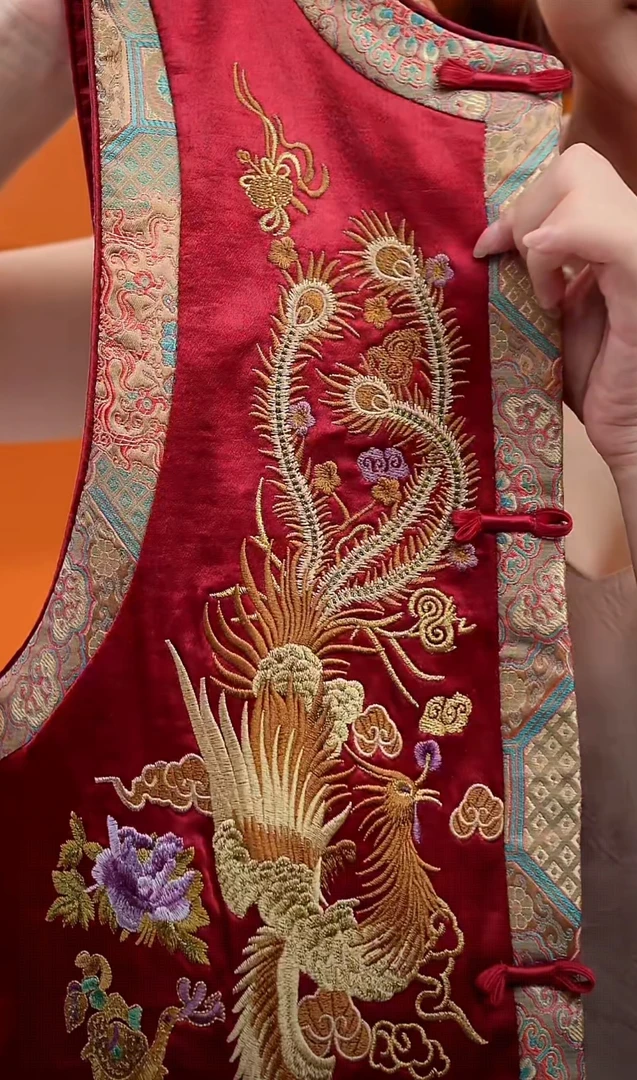 AQ-【凤凰祥云】2025夏季新款时尚气质新中式马甲