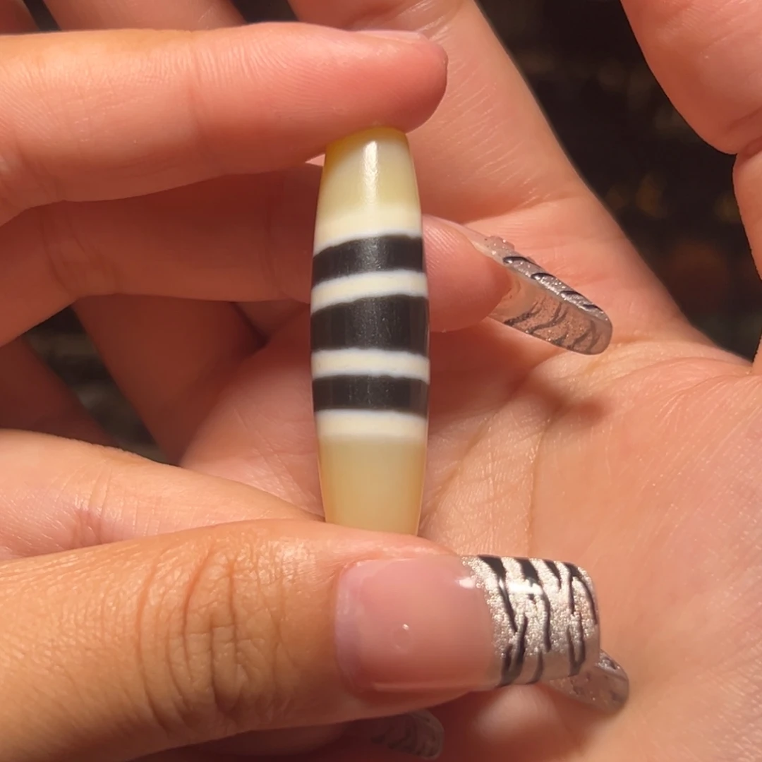 玛瑙/玉髓未镶嵌珠宝奇石