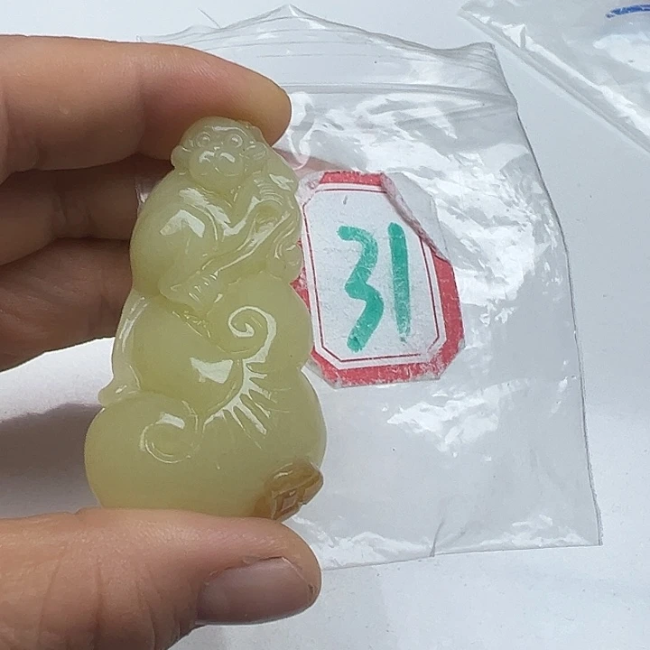 颈饰未镶嵌和田玉佛****念