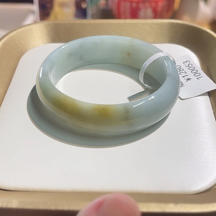 用***1翡翠未镶嵌手镯纯天然缅甸翡翠手镯