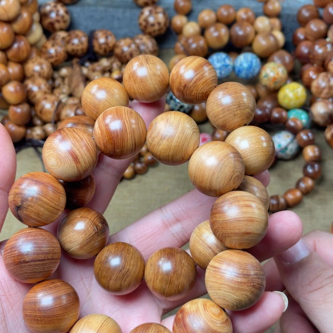 柏木（崖柏）无事牌2.0太行崖柏陈化高油瑕疵珠