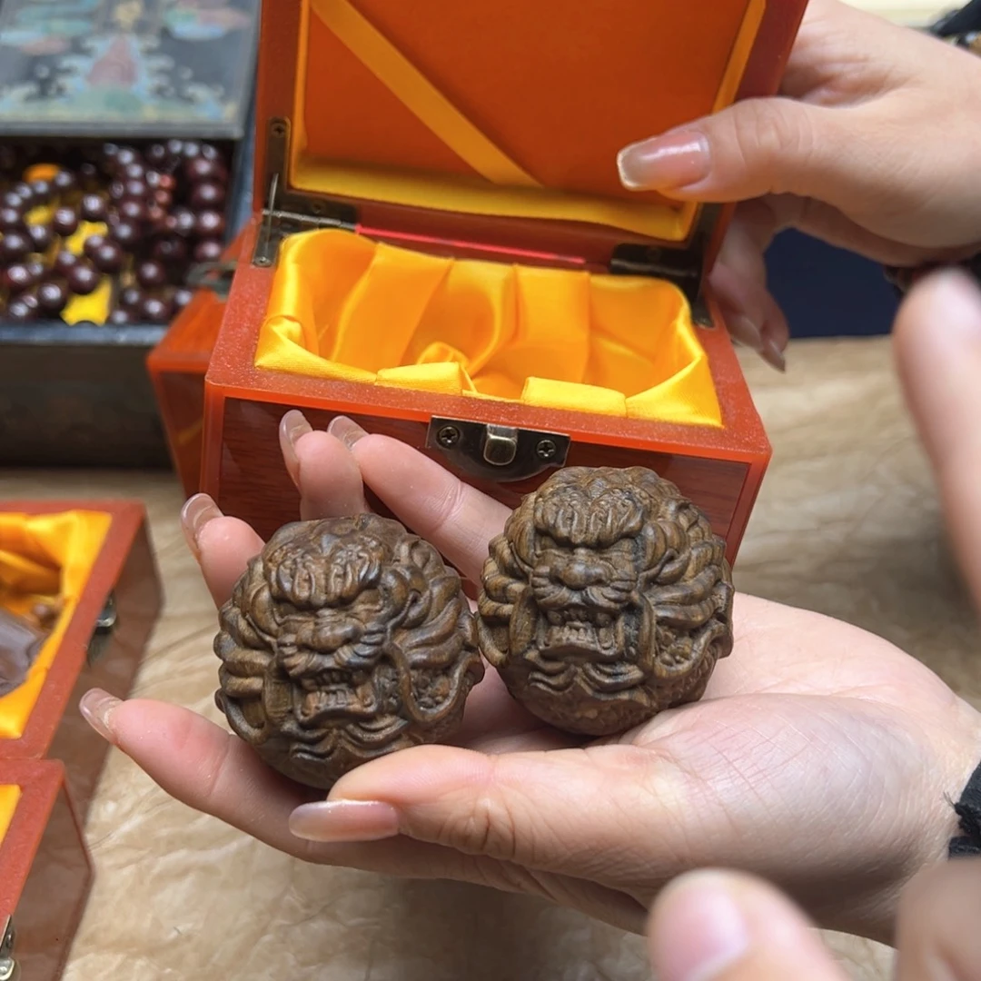 大叶紫檀（黑酸枝木类）