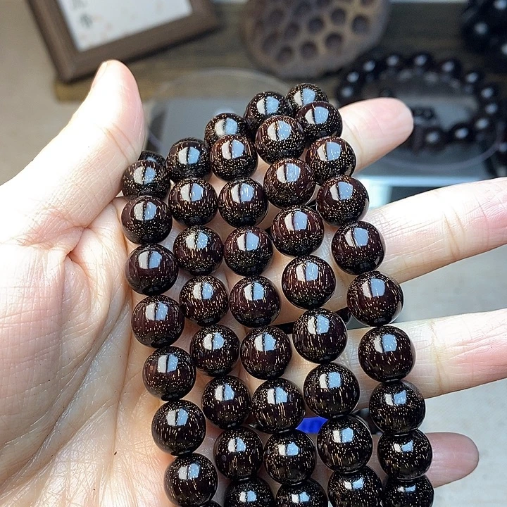 檀香紫檀（小叶紫檀）1.0爆