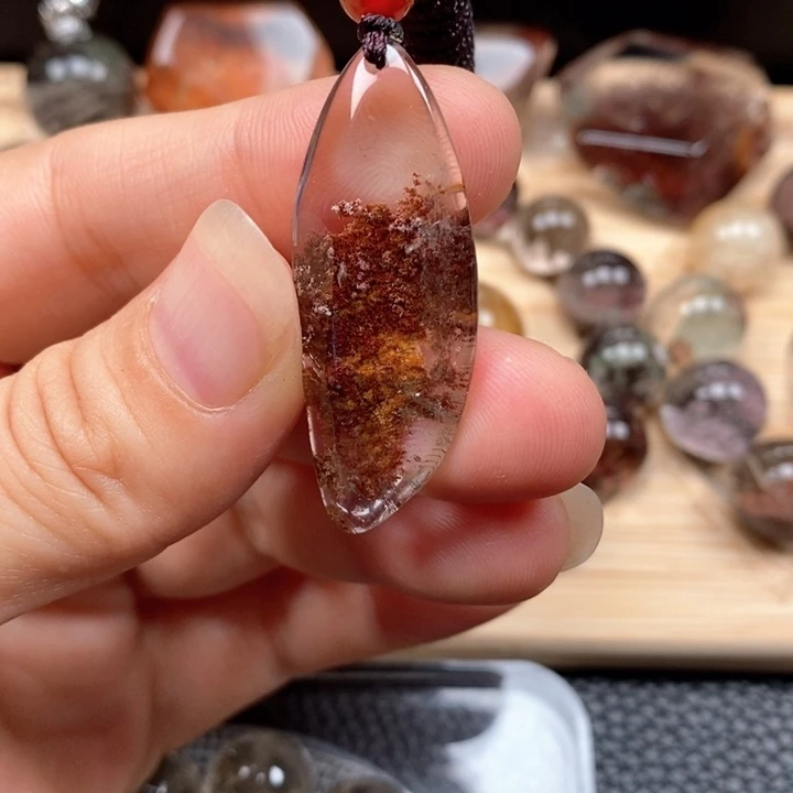 未镶嵌颈饰水晶水晶