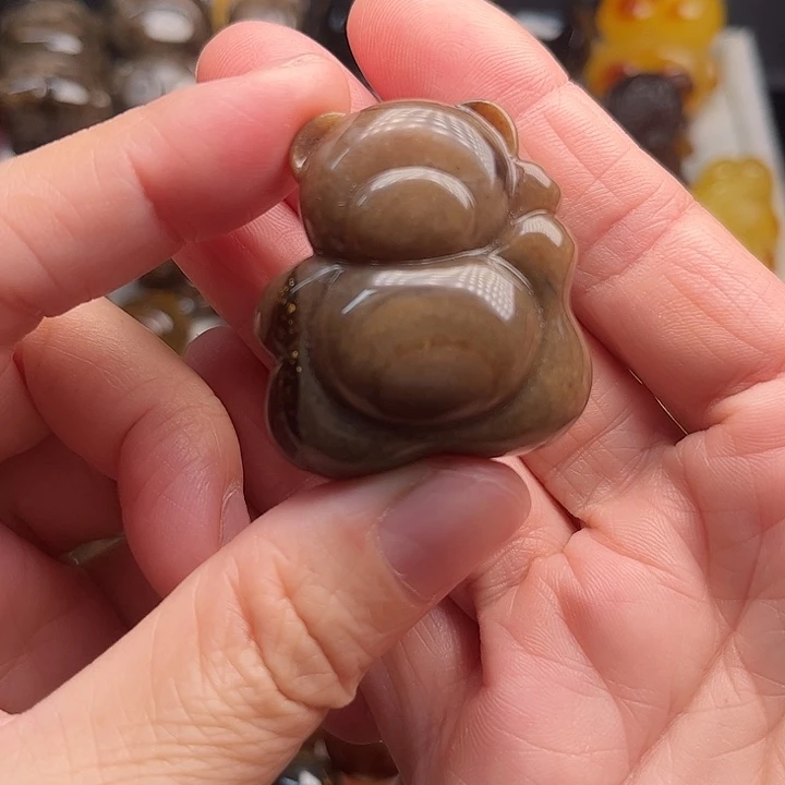 琥珀颈饰未镶嵌根珀