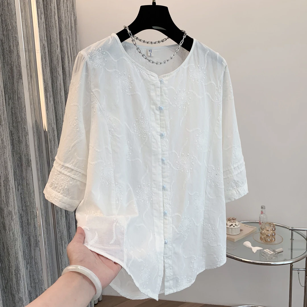 优雅贵气千金风轻奢旋风花刺绣纯棉女士衬衫夏季新款舒适五分袖