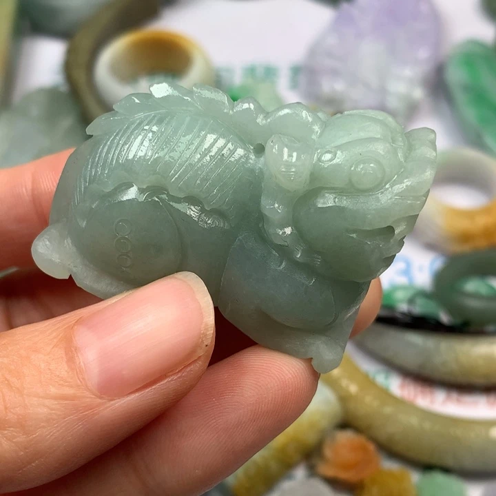 定制翡翠未镶嵌翡翠