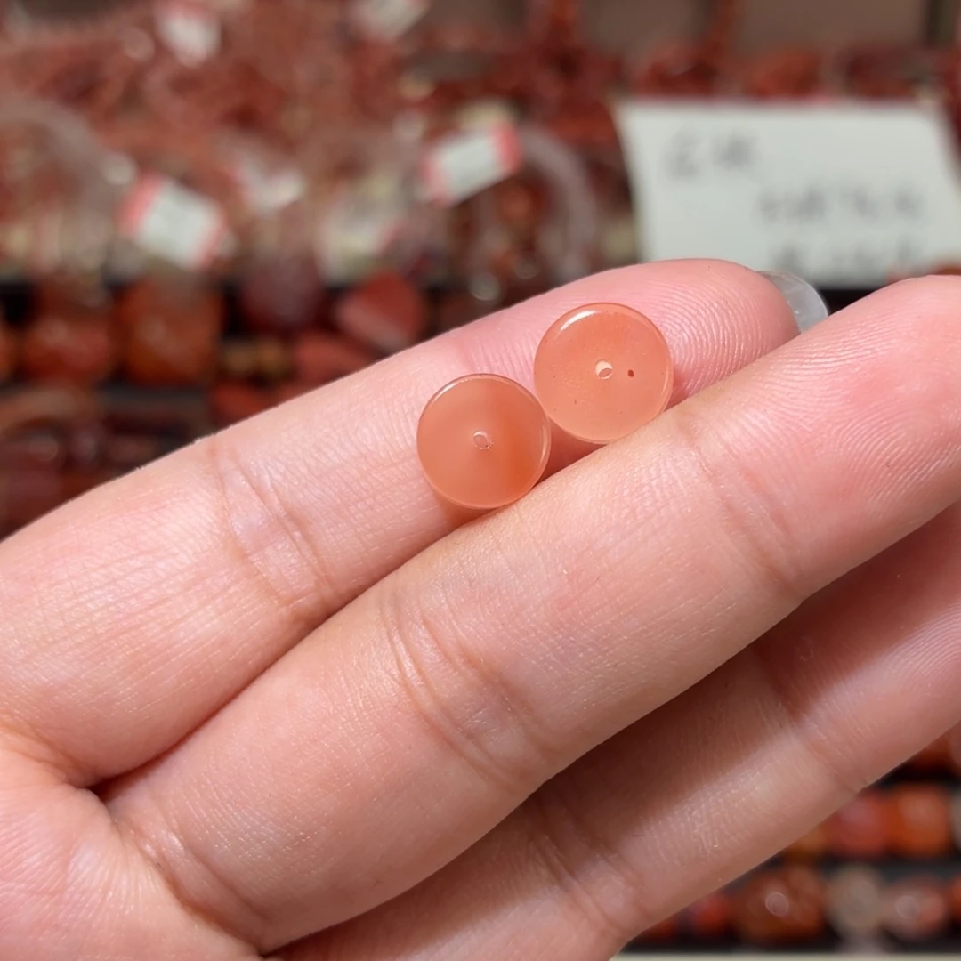 南红玛瑙未镶嵌颈饰冰飘9咪隔片一对