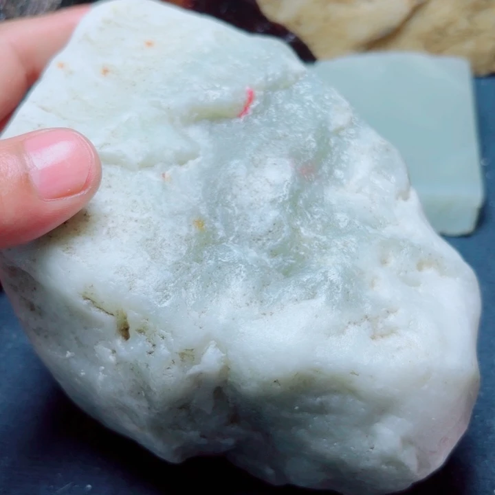 和田玉未镶嵌珠宝奇石