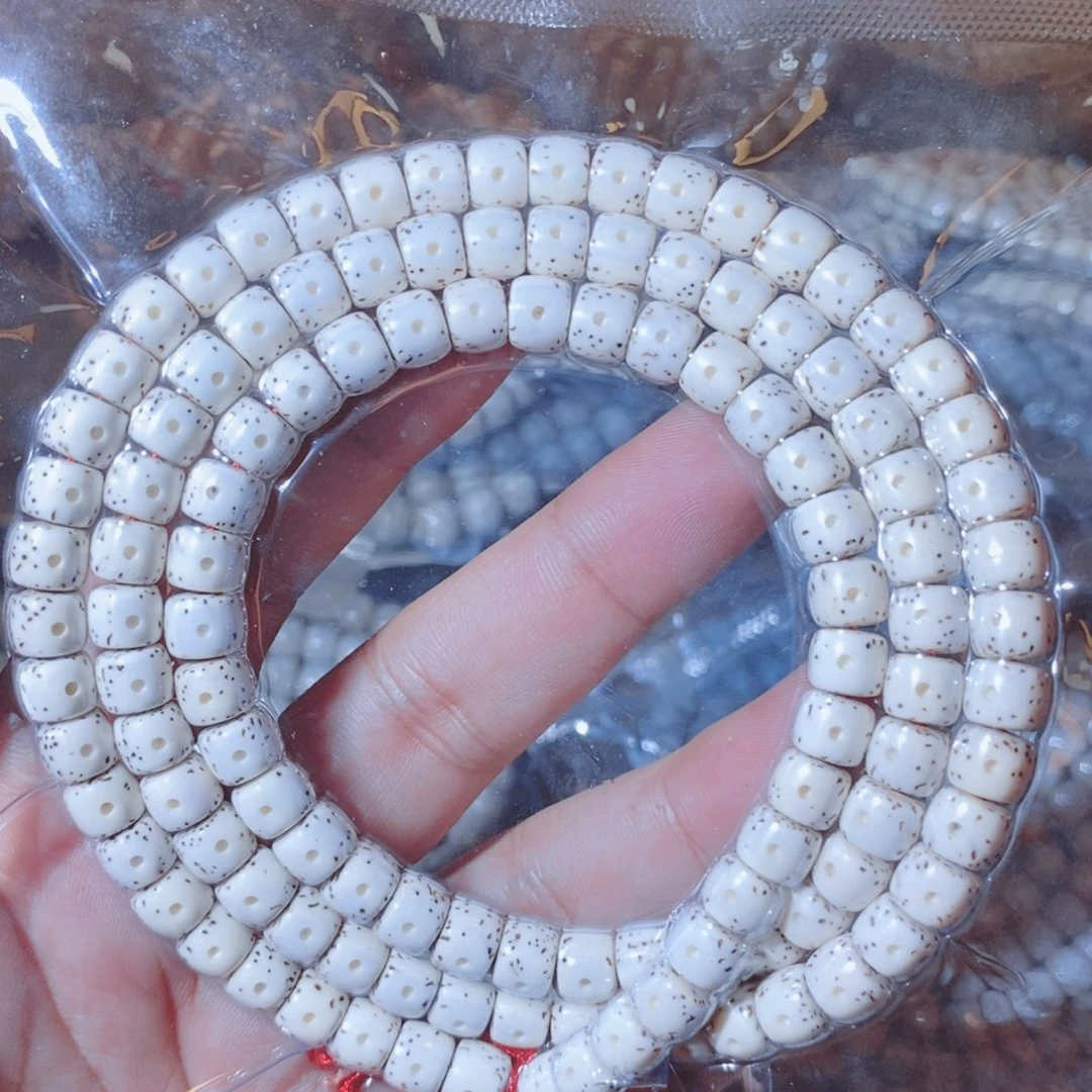 答***托星月菩提吊坠Gggggggvg