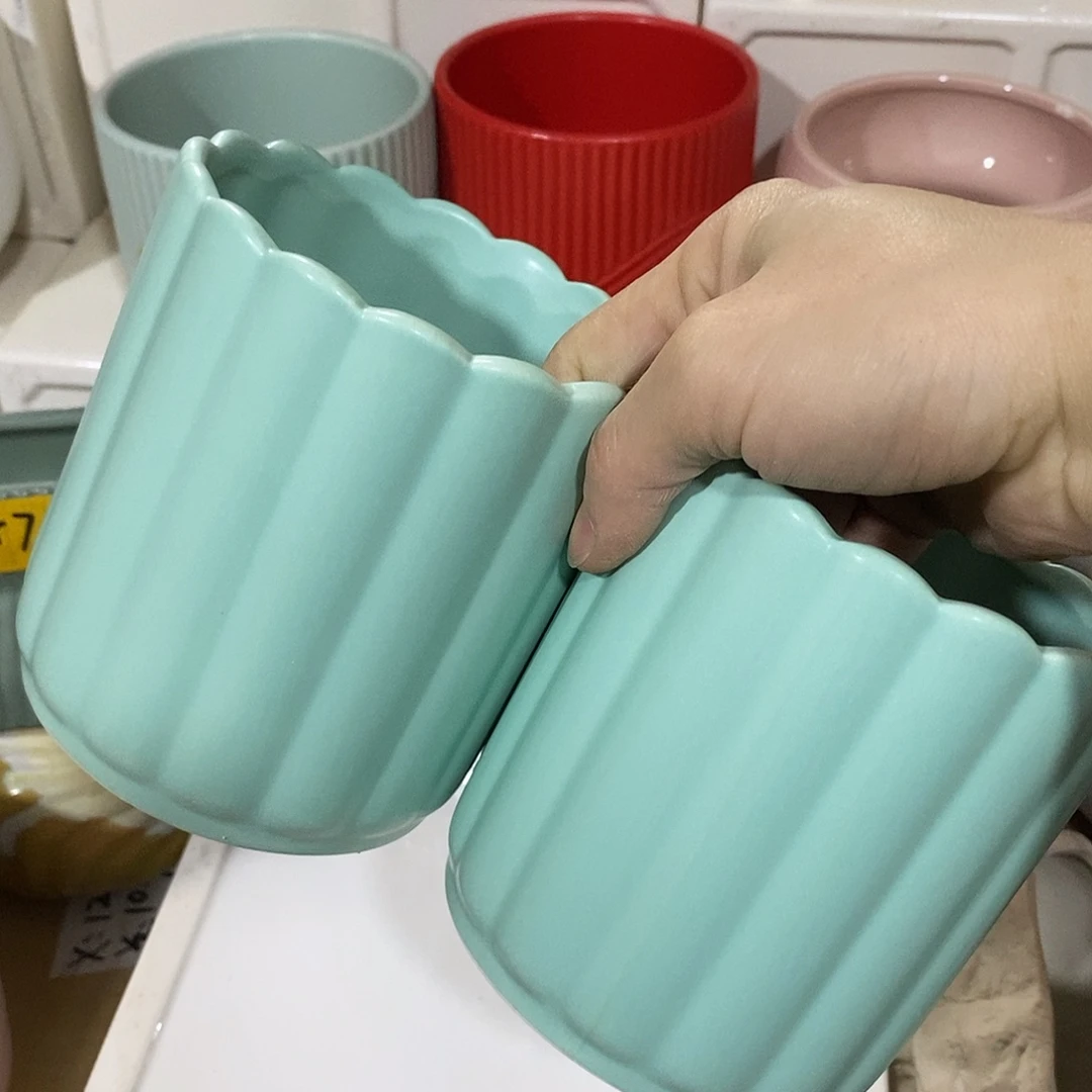 杯子陶盆有孔 瑕疵介意勿拍