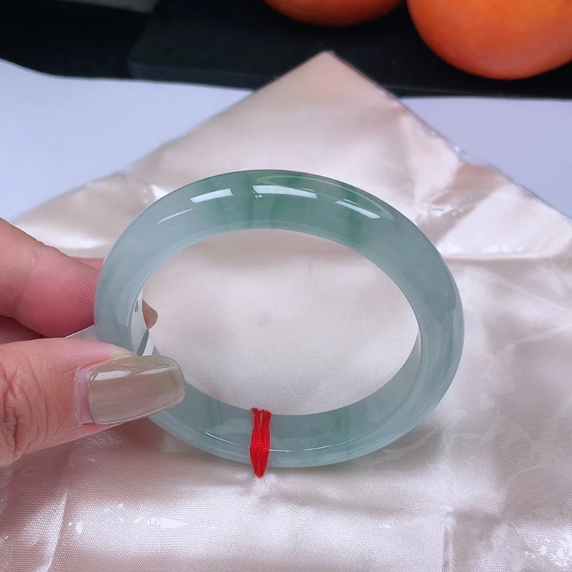 【闪购商品】翡翠手镯未镶嵌，