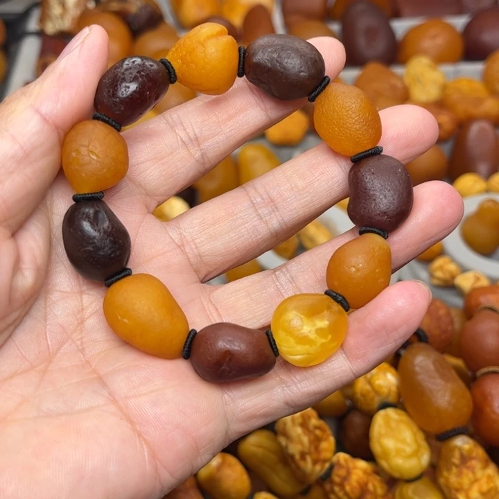 琥珀未镶嵌裸石天然蜜蜡手串