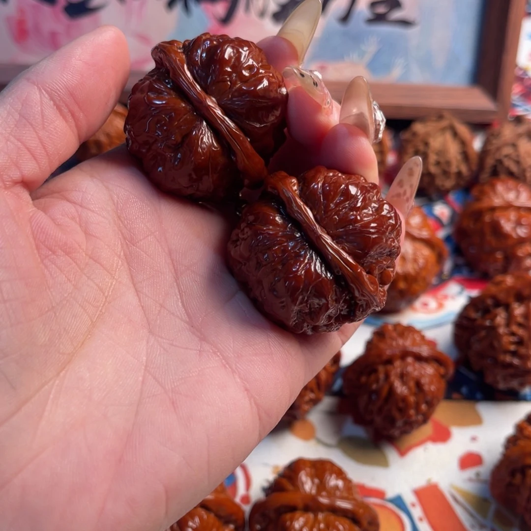 文玩核桃吊坠蛤蟆头40