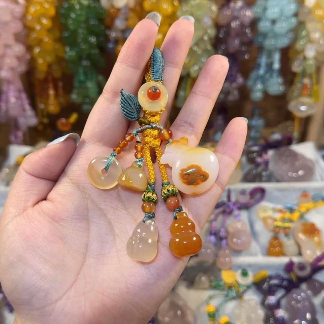 大***蛋玛瑙/玉髓未镶嵌钥匙挂件福利款