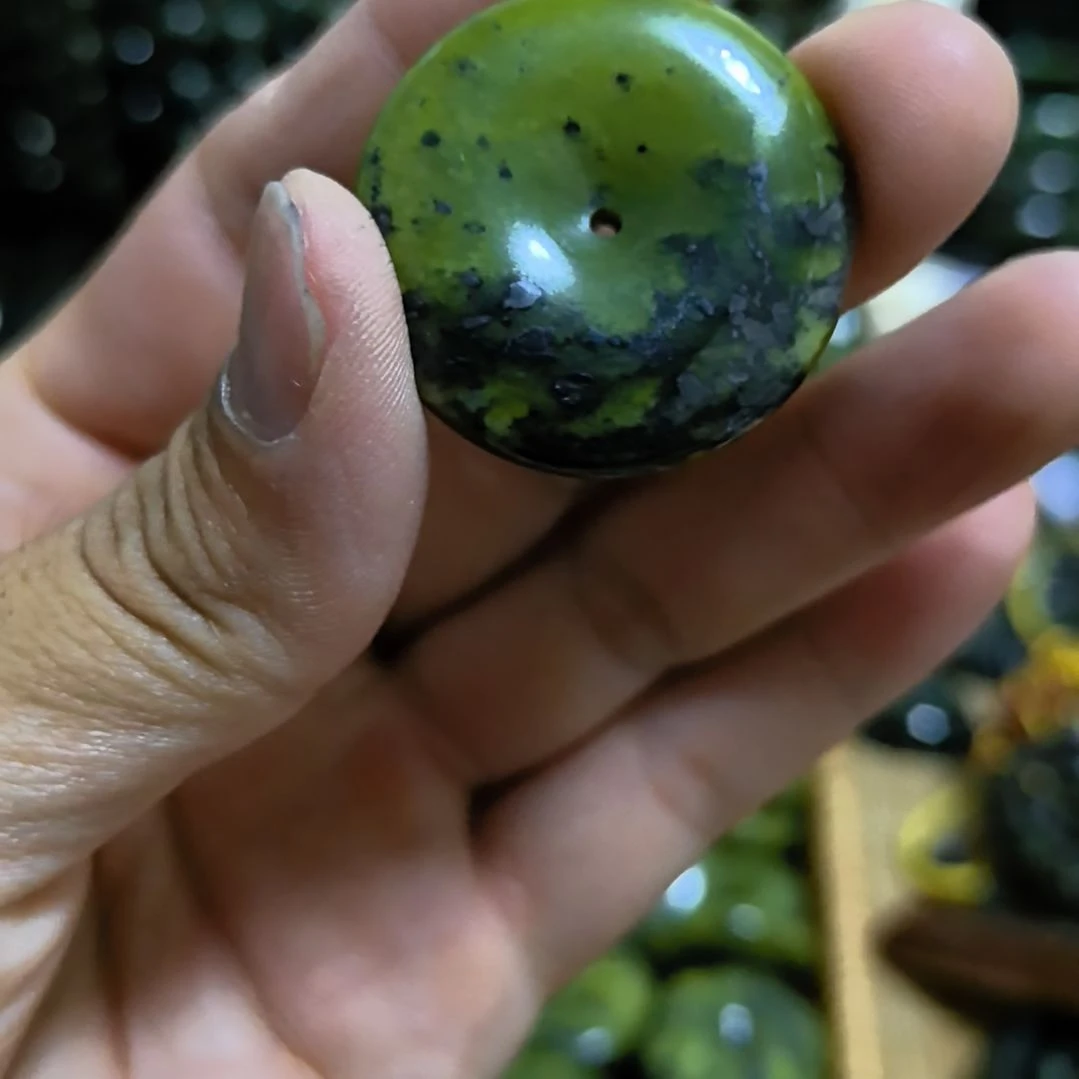 初***️有机玻璃藏玉药王石原石雕刻平安扣吊坠