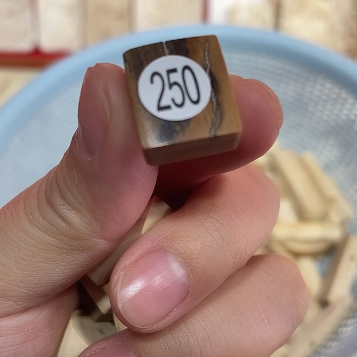 泥塑不打孔联系客服