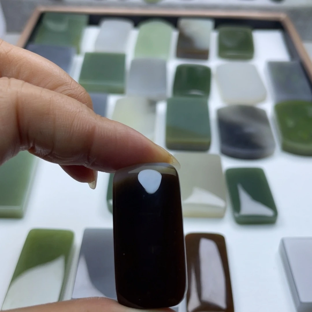 和田玉颈饰未镶嵌兰**韵