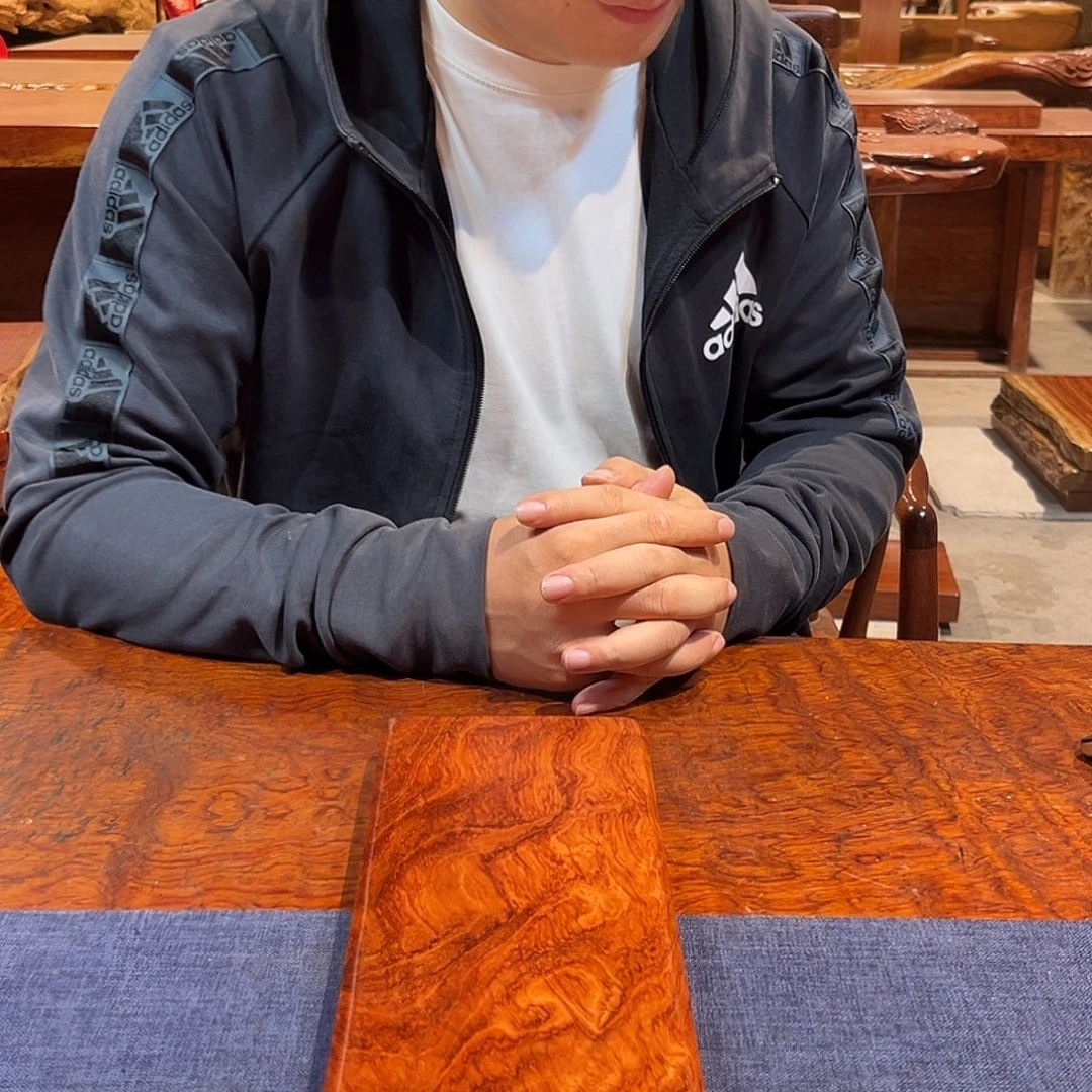 玉木（非红木类）巴花学名古夷苏木