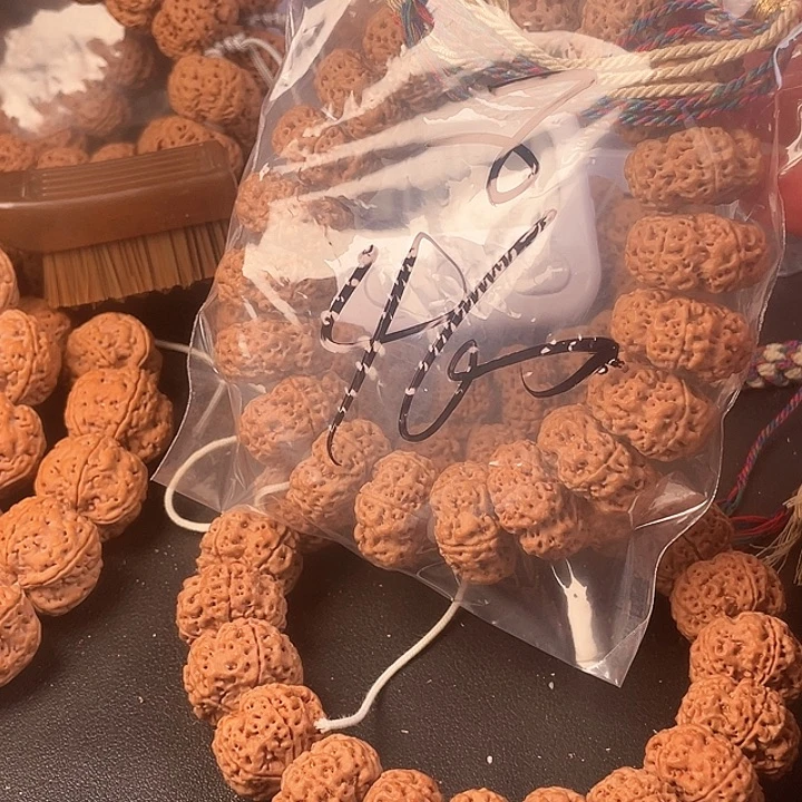 s***吊坠金刚菩提8呜呜呜