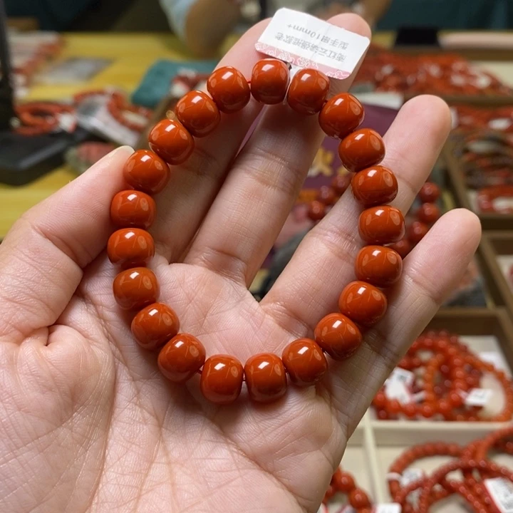 未镶嵌卡10+南红玛瑙