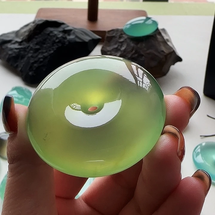 岫玉未镶嵌吊坠(不含链)岫玉