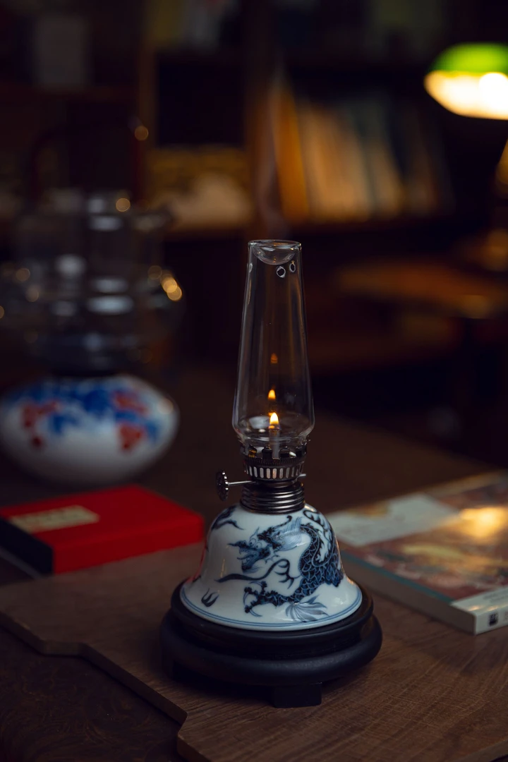 景德镇陶瓷香薰灯摆件仿元龙手工手绘龙纹复古茶道复古手工艺