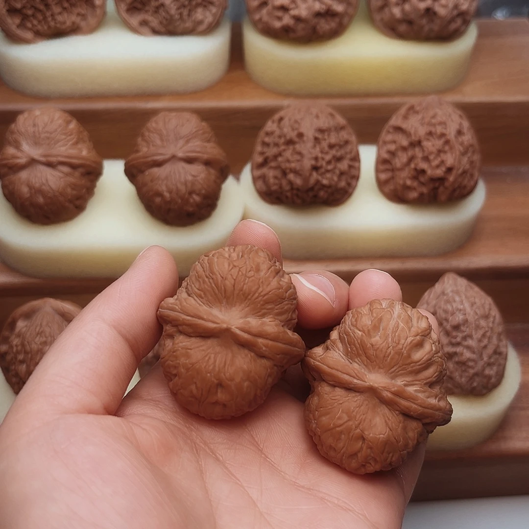 瑩***元宝41尺寸尖微磕