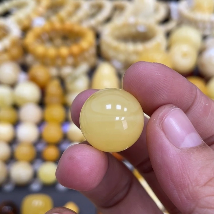 裸石蜜蜡未镶嵌18.1mm