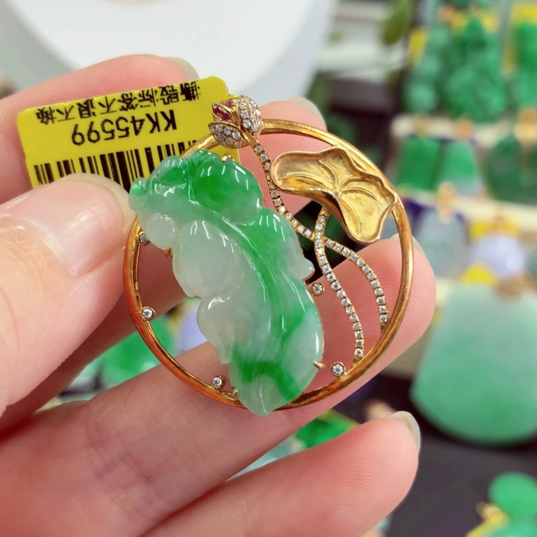 翡翠未镶嵌吊坠(不含链)