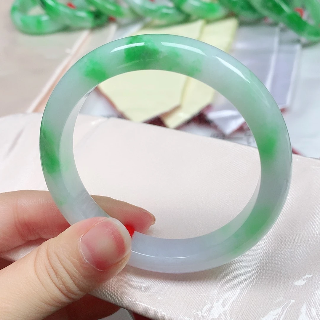 翡翠未镶嵌手镯1595