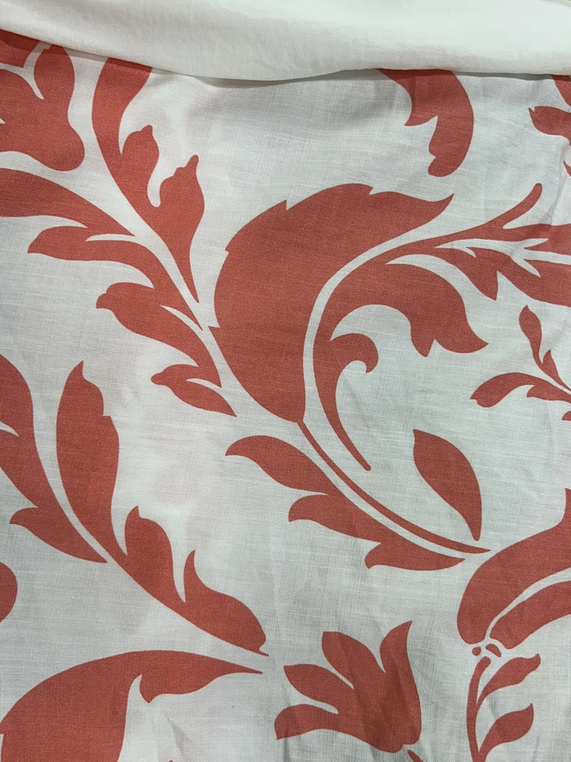 27-白底郁金香印花天丝麻面料 柔和亲肤 精梳精纺无扎感 多拍连裁