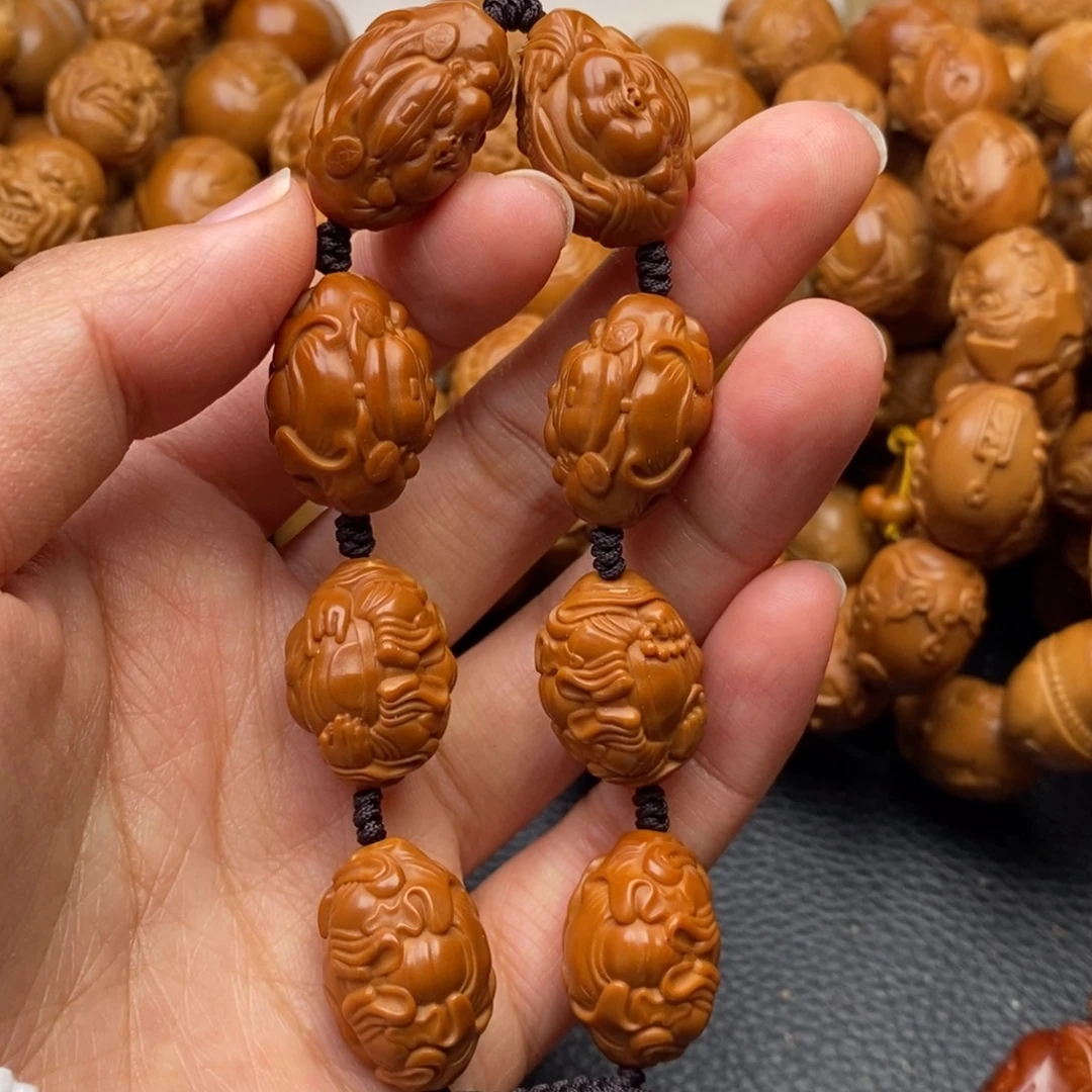 橄榄核手串横财神