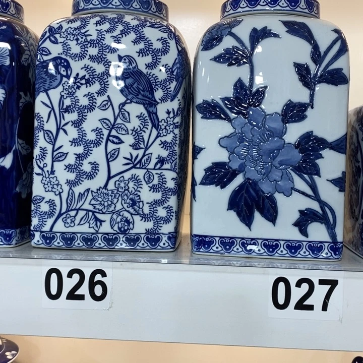 【闪购商品】摆件康*牛青花瓷罐子两个摆件