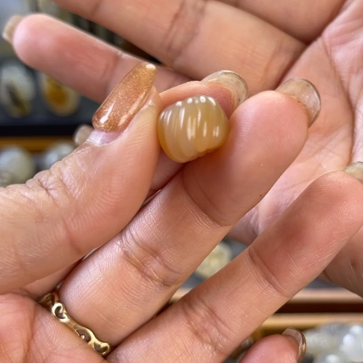 *****玛瑙未镶嵌手饰老型珠