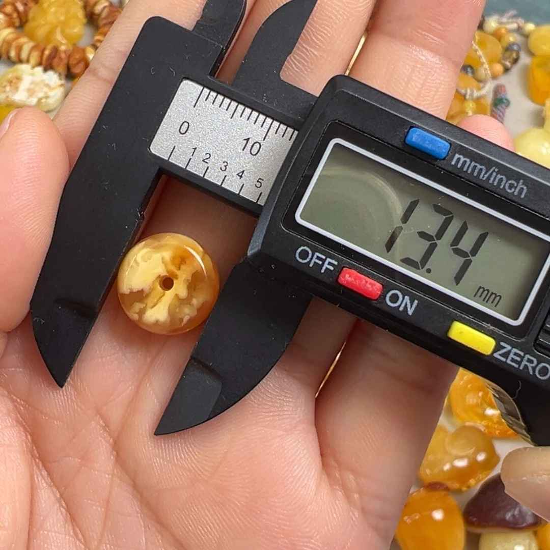 蜜蜡未镶嵌裸石蜜蜡