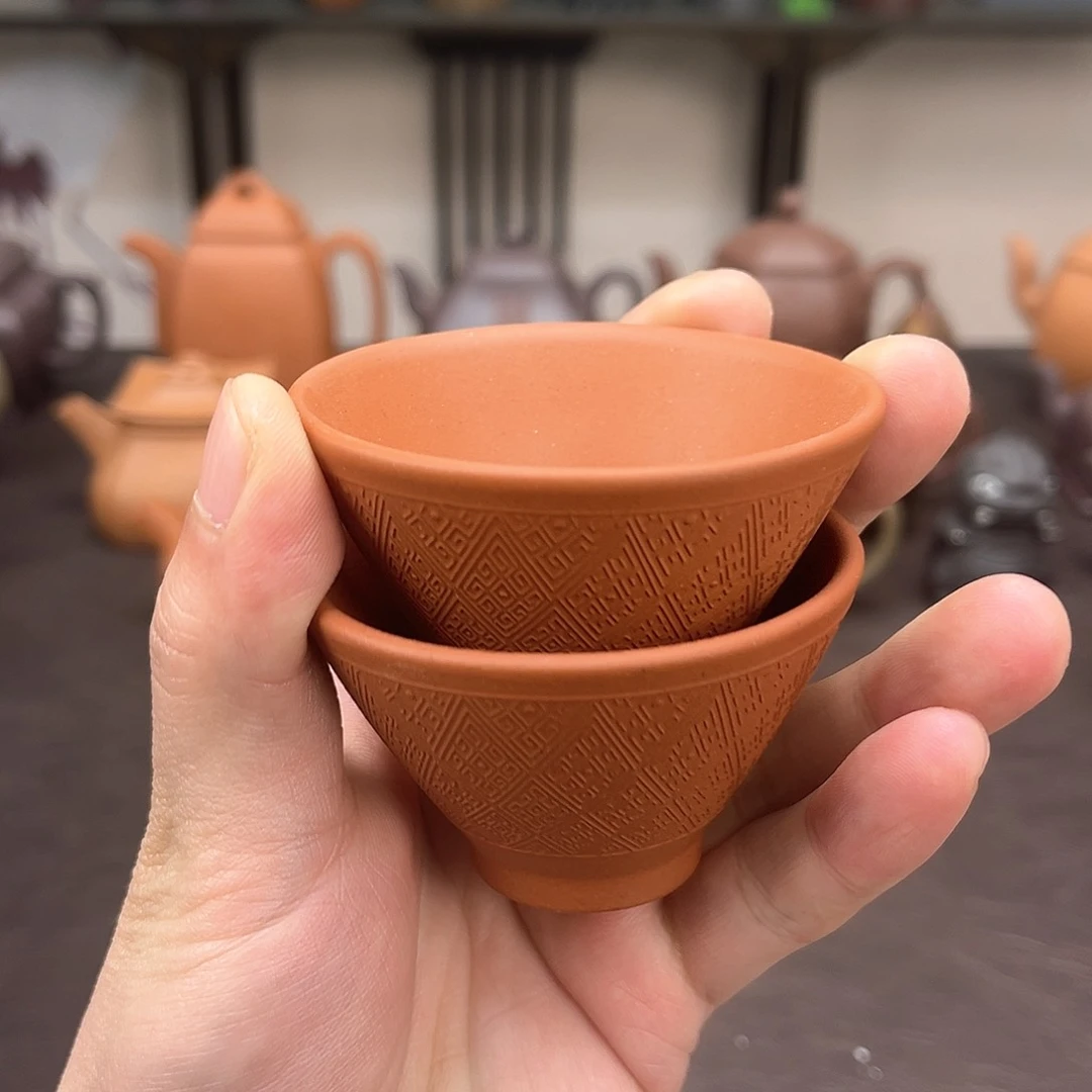 紫砂茶壶斗笠杯两只 清水泥