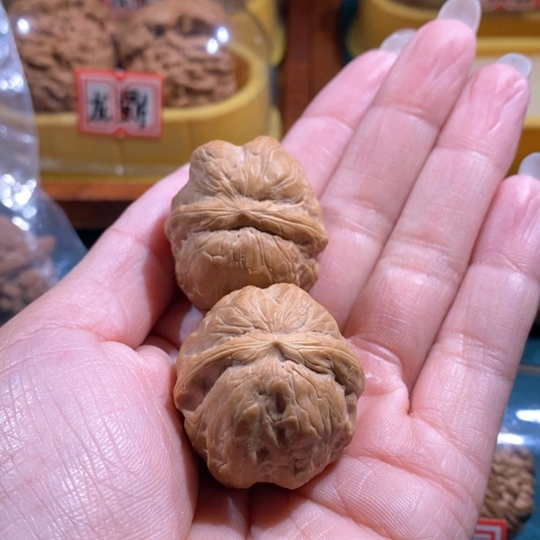 【闪购商品】文玩核桃吊坠(***)玉蟾
