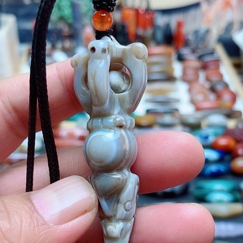 玛瑙/玉髓合金颈饰